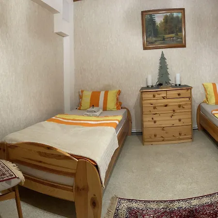 Katrin Koenigslutter am Elm